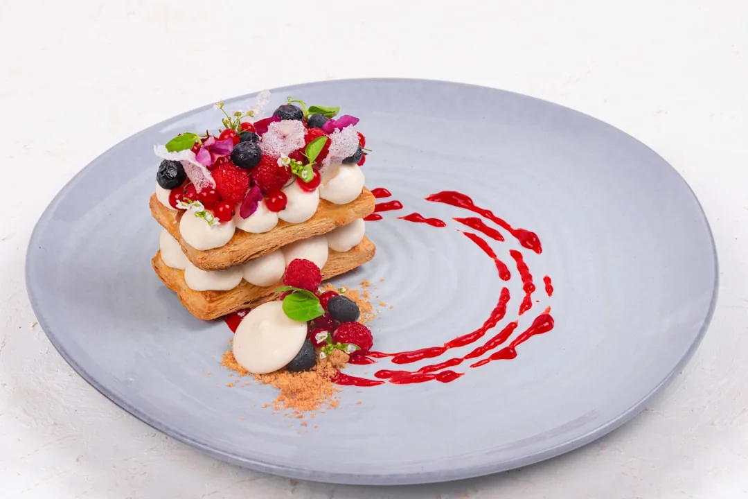 Berries with Banana Cream